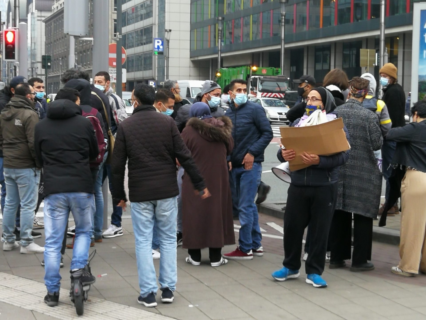 Belgique :&nbsp;R&eacute;volt&eacute;s, les sans-papiers manifestent